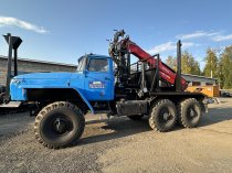 Лесовоз Урал  с манипулятором: мощь Урала на службе Вашего бизнеса