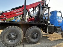 Лесовоз Урал  с манипулятором: мощь Урала на службе Вашего бизнеса