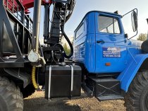 Лесовоз Урал  с манипулятором: мощь Урала на службе Вашего бизнеса