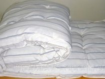 Реализуем металлические кровати, столы и стулья