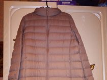 Продаю пуховик демисезонный
