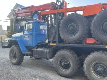 Лесовоз Урал с КМУ полностью готов к работе
