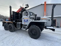 Лесовоз УРАЛ-5557 с новым манипулятором Палфингер 2026 — готов к работе